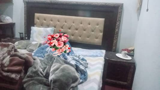 Double Bed with 2 side tables & Dressing Table