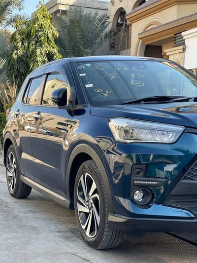 Toyata Raize z package