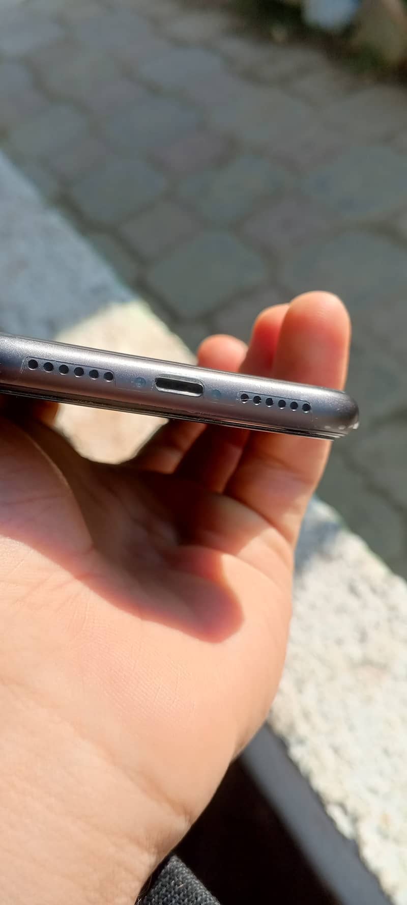 iPhone 11 Jv 2