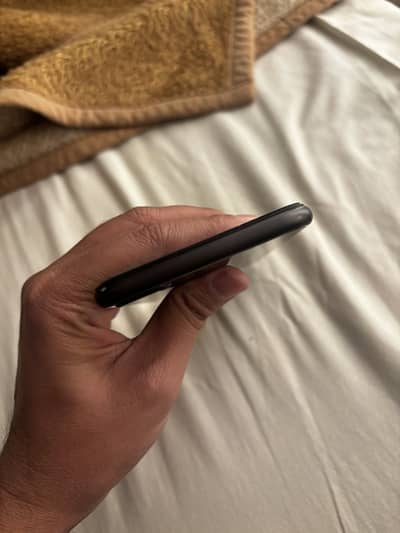 iphone 8 plus pta approved 64gb