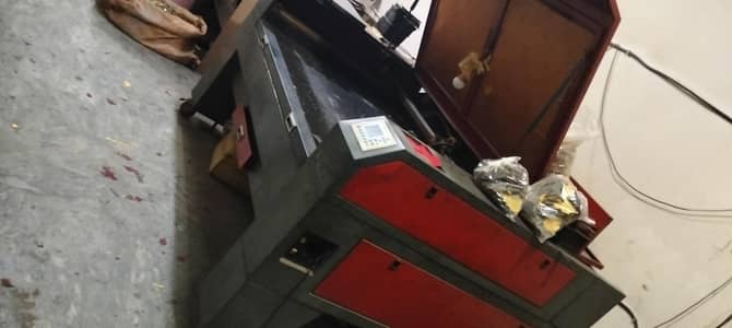 Commander CNC Laser Cutting Machine