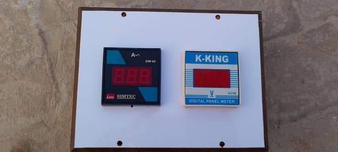Volt+Ampere Meter wooden box