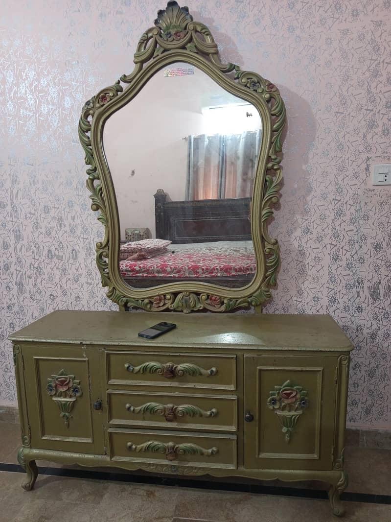 Dressing table 1
