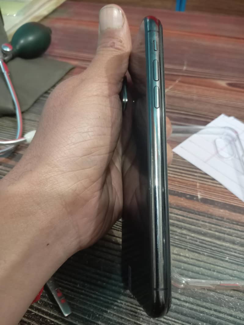 ایپل آئی فون XS فروخت کے لیے | بہترین کنڈیشن | فیس آئی ڈی ف 4