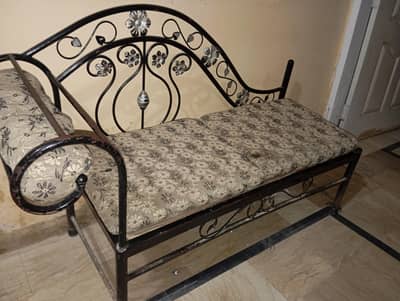 Stylish iron sofa set (7 seater) for sale