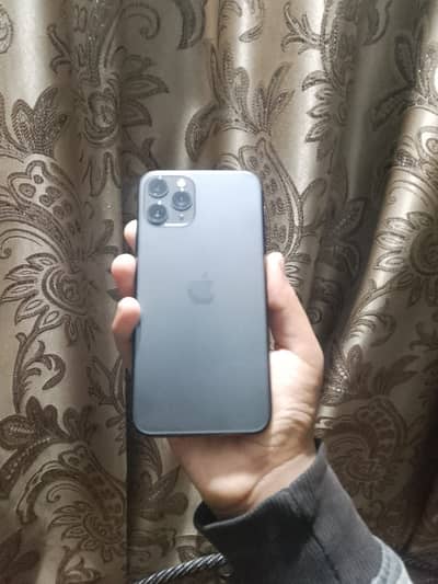 11pro 64GB Jv panel change hai battery health 67 ha baki all ok ha