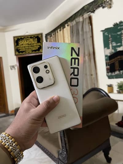 Infinix zero 30