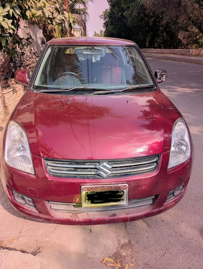 Suzuki Swift Dlx 2013