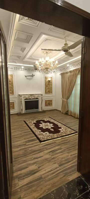 10 Marla House For Sale In Paragon City Lahore