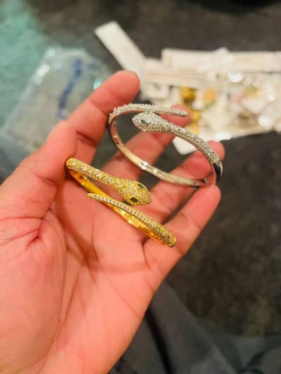 highest stainless steel hand cuff