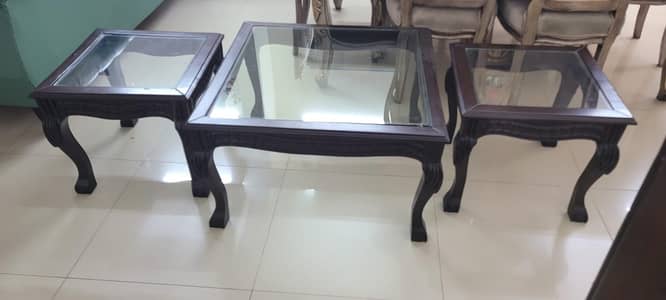 Set of 3 wooden centre tables