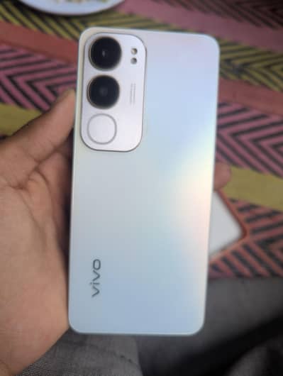 Vivo Y19s 10/10 scratch less