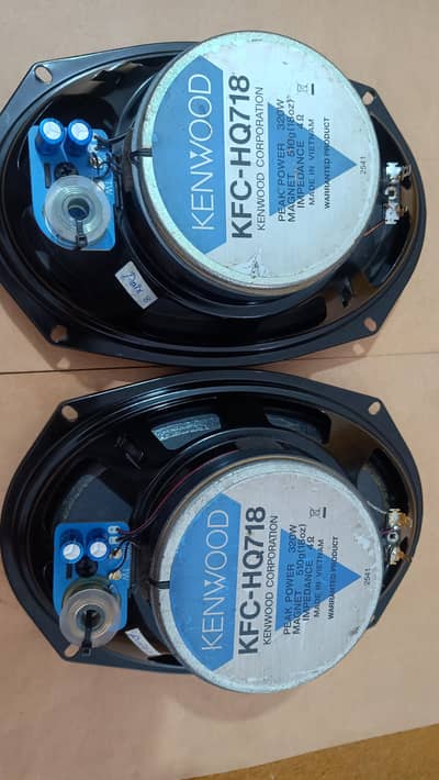 Original imported branded Genuine Kenwood 718 car speakers