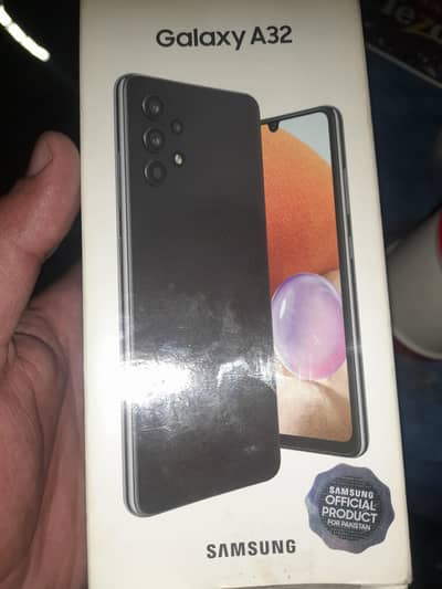 Samsung A32 With box. . . . 6/128