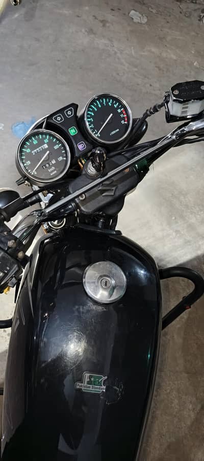 Suzuki gs 150 se