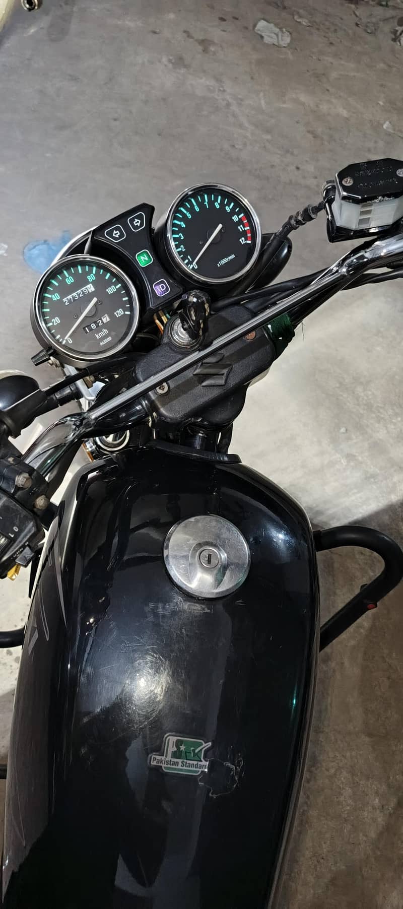 Suzuki gs 150 se 0
