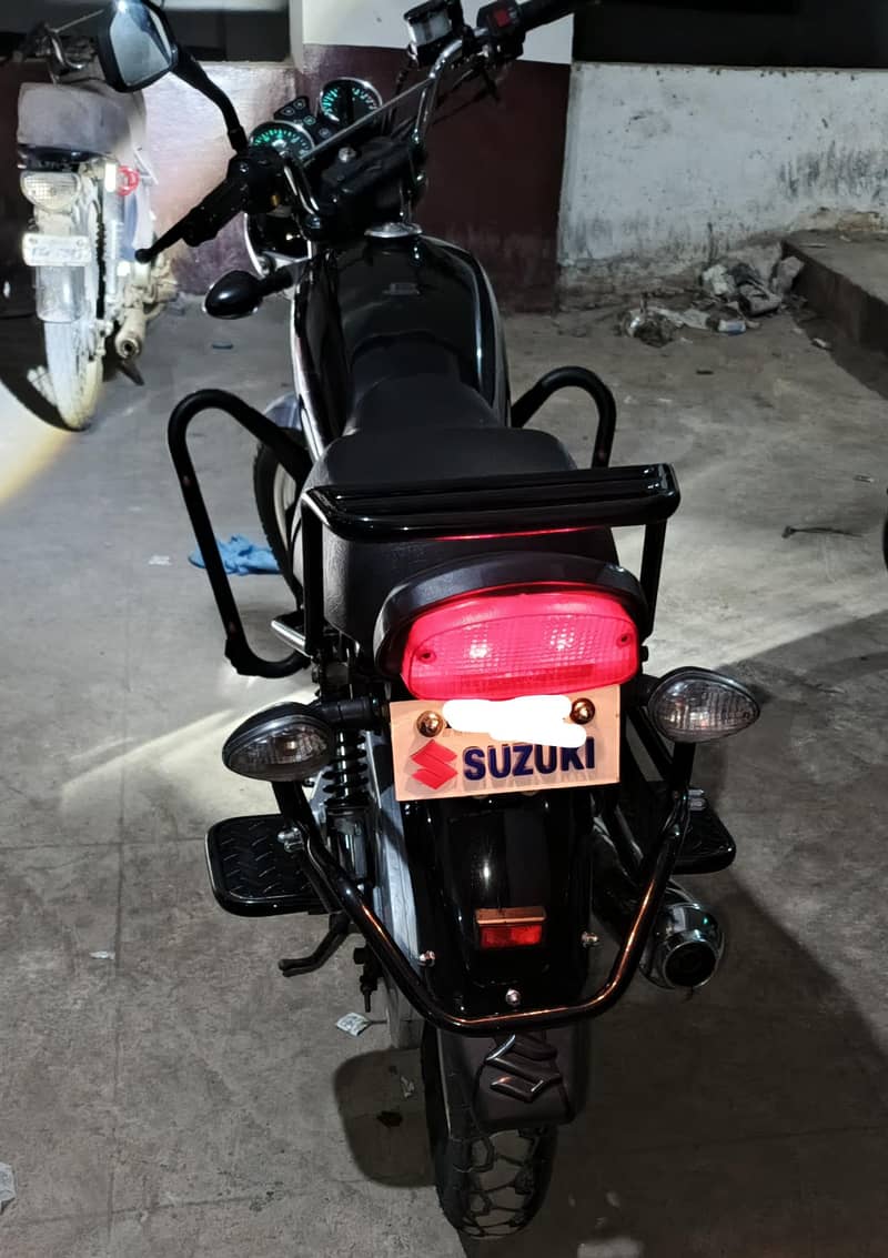 Suzuki gs 150 se 2