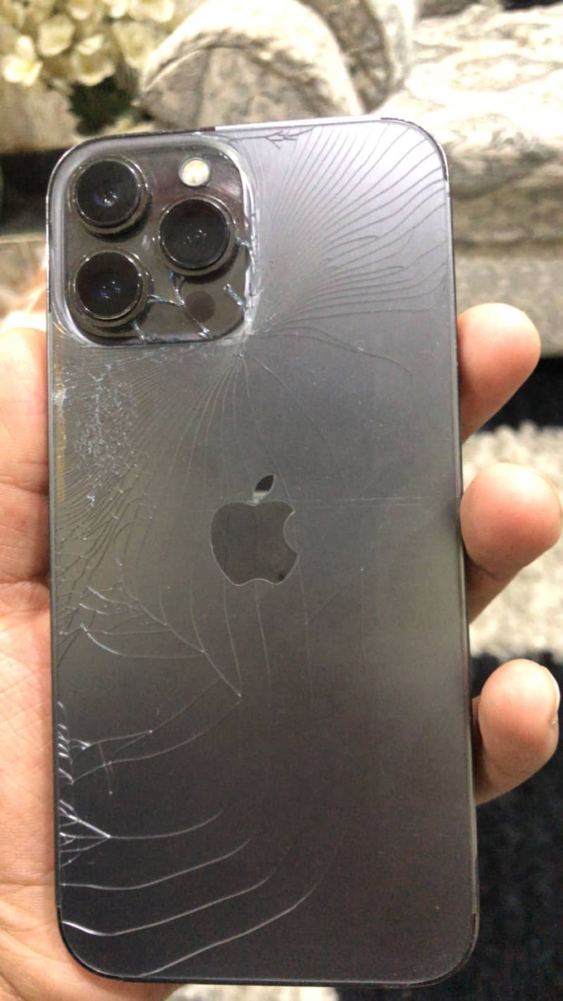 IPhone 13 Pro max 5