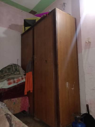 safe almari heavyweight