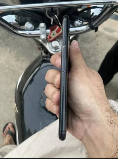 Apple iPhone SE 2020