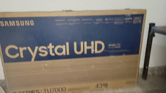 Samsung crystal uhd tu7000 43 inch