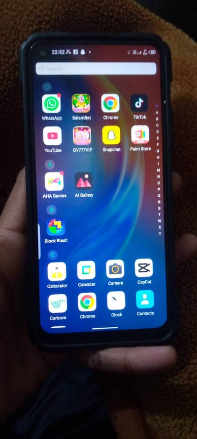 Only phone. Panal Thora tang krta ha chla thek ha on of kr k