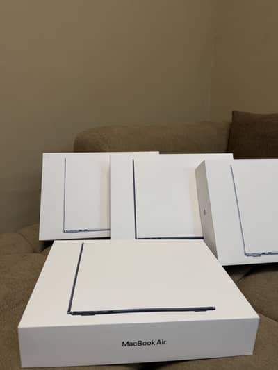 Apple Macbook Air M4 13.6 inch - 16/256 - Box pack - Skyblue/Midnight