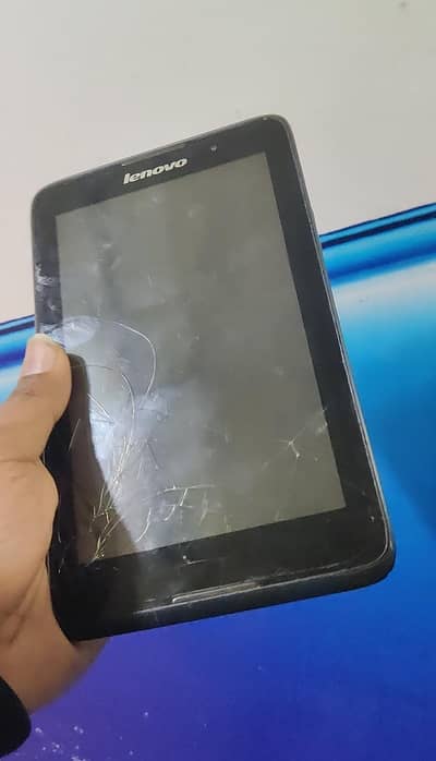 Lenovo tab bacho k liye glas break chalne me all ok