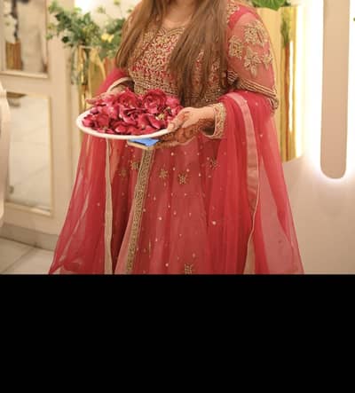 Beautiful dabka work. Only worn once. Self designed