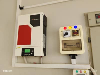 MAXPOWER Suntronic Hybrid inverter DUO 7000 7kvA