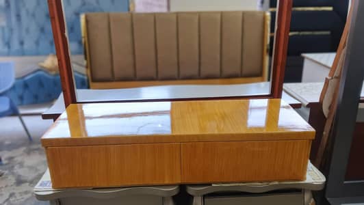 Bed, poshing  with dressing