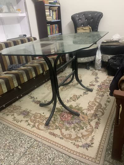 Dinning table with 8mm glass + 5 chairs
