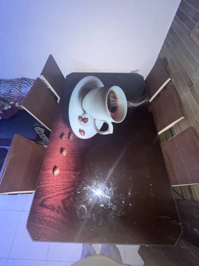 6 seater glass dining table with coffee design Used