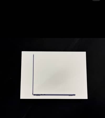 Macbook Air M4 /16 GB - 256Gb /Midnight/ Brand New.