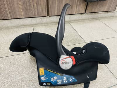 Tinnies Blue baby carry cot and car seat