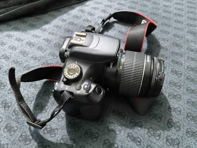 DSLR Canon 1200D with 18-55 mm lens