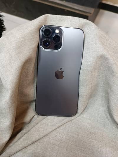 Iphone 13 PM  JV