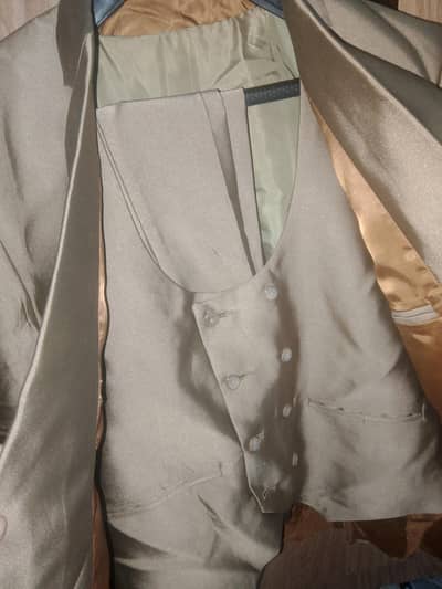 Groom 3Pc for Sale