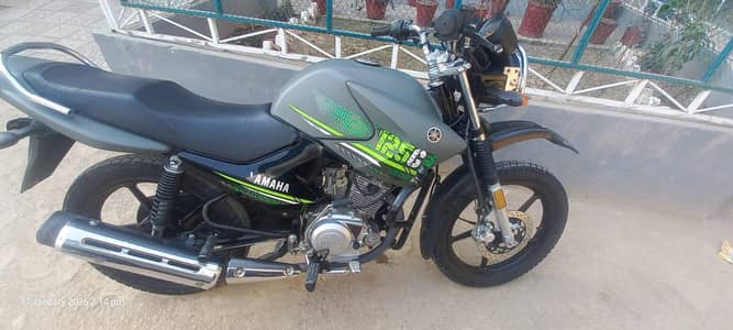 Yamaha YBR 125 Grey matt