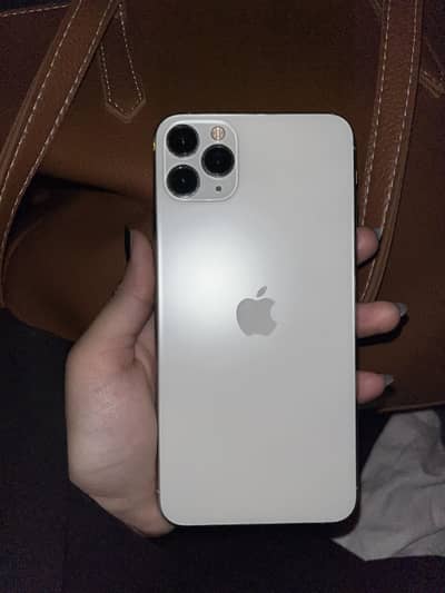 One hand use phone 11 pro max PTA approved