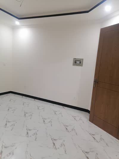 2 bed flat for rent in H. 13 only for family