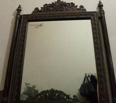 wall mirror