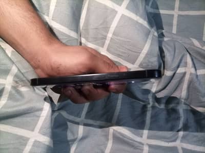 I PHONE 16 Pro Jv Non Pta