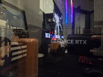 gigabyte rtx 5070 windforce oc sff 12gb