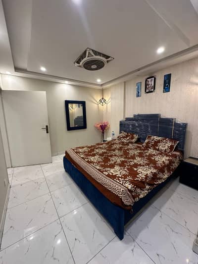 Daily basis luxury short stay apartment available in bahria town