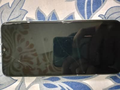 I AM SELLING REALME C21 Y