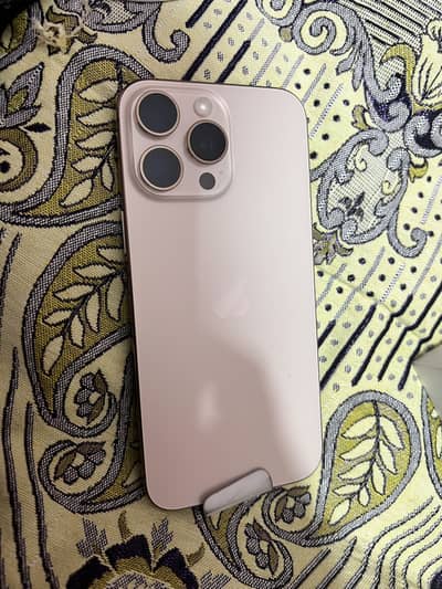 16 pro max dessert titanium 256gb 10/10