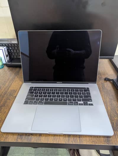 MacBook Pro 2019 - 16"