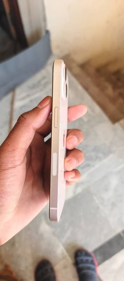 iPhone 128GB for Sale | Battery Health 82% | 90/ Condition