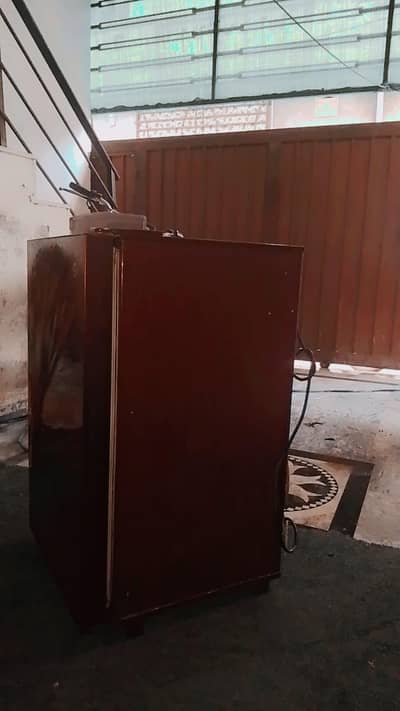 mini fridge pel company